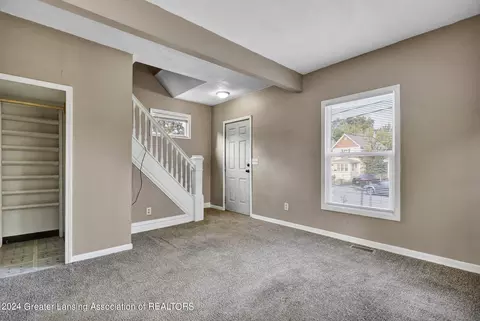 1636 Herbert St, Lansing, MI 48910 photo 5