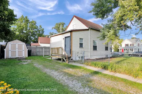1636 Herbert St, Lansing, MI 48910 photo 4