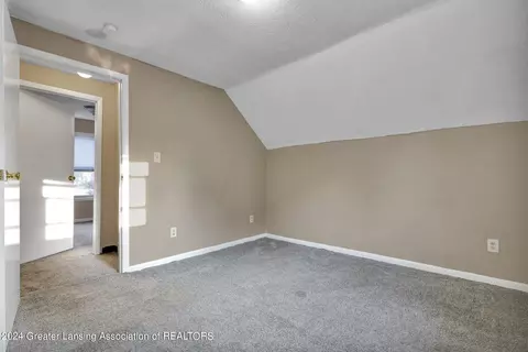 1636 Herbert St, Lansing, MI 48910 photo 14