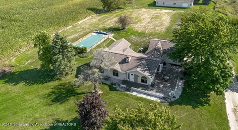 5963 W Chadwick Rd, Dewitt, MI 48820 photo 3