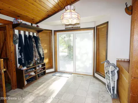 5963 W Chadwick Rd, Dewitt, MI 48820 photo 10