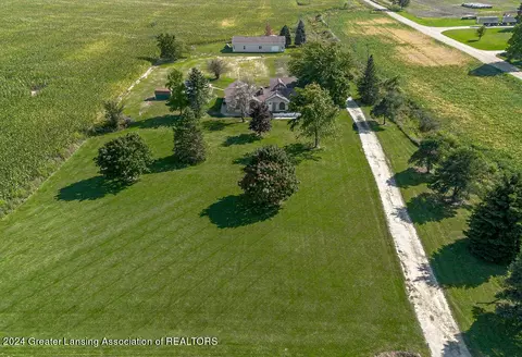 5963 W Chadwick Rd, Dewitt, MI 48820 photo 2