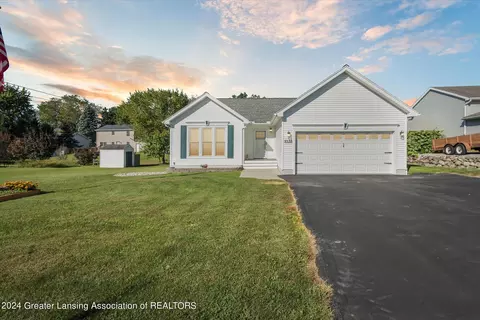 9338 Jason Rd, Laingsburg, MI 48848