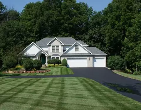 9809 Brooks River Dr, Dimondale, MI 48821 photo 1