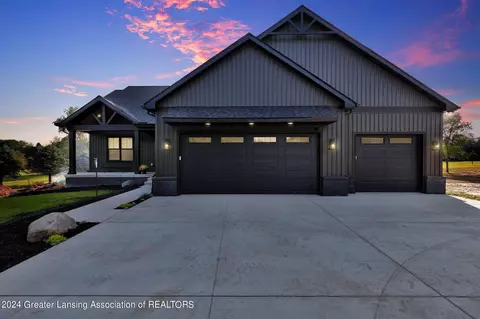 1417 W Dansville Rd, Mason, MI 48854