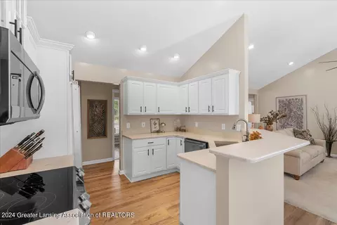 13630 Juniper Dr, Dewitt, MI 48820 photo 13
