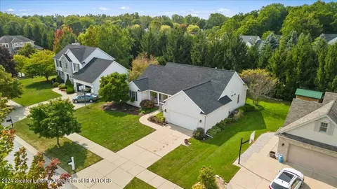 13630 Juniper Dr, Dewitt, MI 48820 photo 3