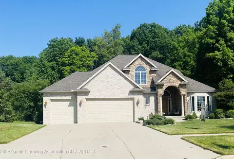 4400 Chancellor Dr, Dewitt, MI 48820