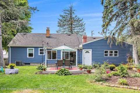5664 School St, Haslett, MI 48840 photo 28