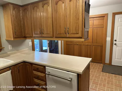 Kitchen - 6465 W Maple Rapids Rd, Saint Johns, MI 48879 photo 1 of 3