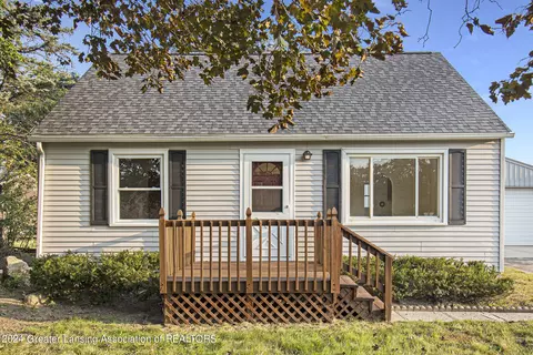 4224 Woodworth Ave, Holt, MI 48842
