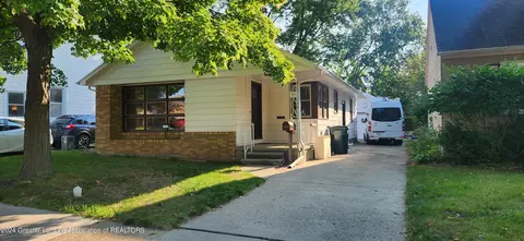 Other - 2005 Alpha St, Lansing, MI 48910 photo 2 of 10