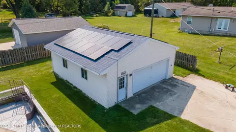 1975 W Clark Rd, Dewitt, MI 48820 photo 6