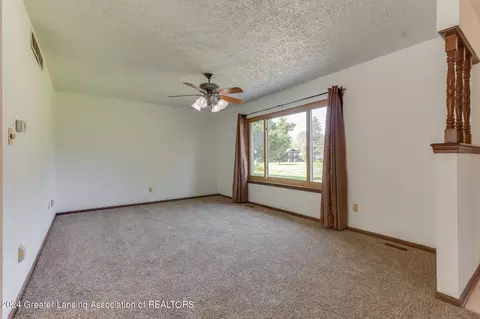 1975 W Clark Rd, Dewitt, MI 48820 photo 10