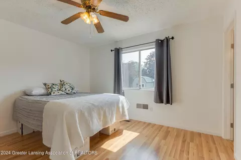 1975 W Clark Rd, Dewitt, MI 48820 photo 24