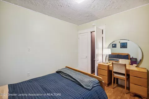 Bedroom - 1328 Eureka St, Lansing, MI 48912 photo 2 of 2