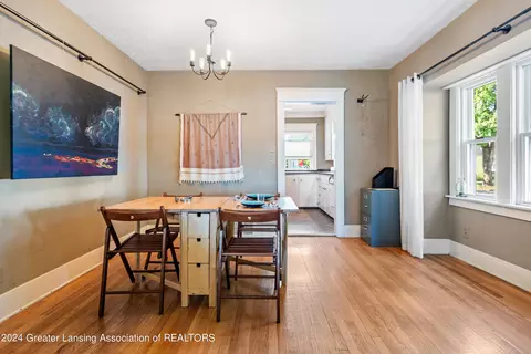 Dining - 1328 Eureka St, Lansing, MI 48912 photo 2 of 6
