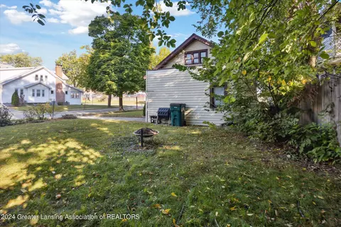 Exterior - 1328 Eureka St, Lansing, MI 48912 photo 4 of 5