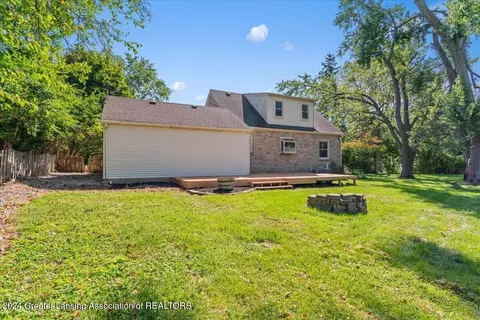 Exterior - 2328 E Libbie Dr, Lansing, MI 48917 photo 6 of 7