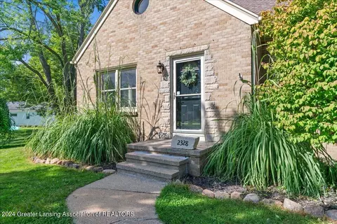 Exterior - 2328 E Libbie Dr, Lansing, MI 48917 photo 3 of 7