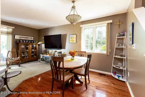 Dining - 5696 Shaw St #12, Haslett, MI 48840 photo 1 of 2