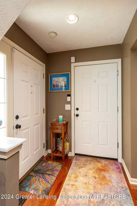 Entry Way - 5696 Shaw St #12, Haslett, MI 48840 photo 1 of 4