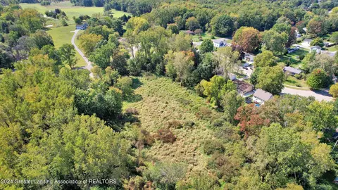 V/l E Willoughby Rd, Lansing, MI 48911 photo 3