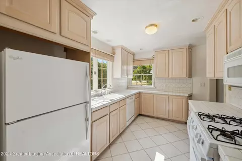 4885 Burt Ave, Grand Ledge, MI 48837 photo 20