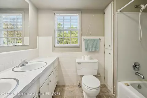 4885 Burt Ave, Grand Ledge, MI 48837 photo 28