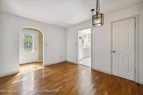 4885 Burt Ave, Grand Ledge, MI 48837 photo 9