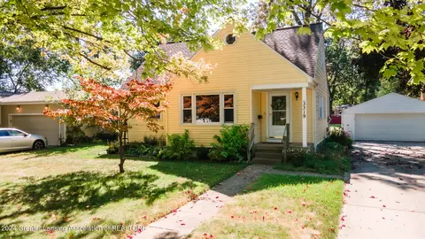 3319 Sunnylane St, Lansing, MI 48906