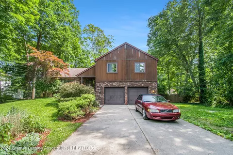 4847 Sugarbush Ln, Holt, MI 48842