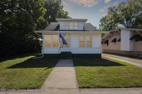 1341 Haslett Rd, Haslett, MI 48840