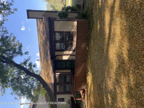 2825 Staten #21, Lansing, MI 48910