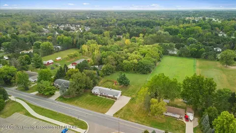 203 W Herbison Rd, Dewitt, MI 48820 photo 38