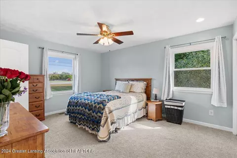 203 W Herbison Rd, Dewitt, MI 48820 photo 12