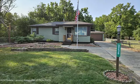 3236 SW 34th St, Grandville, MI 49418