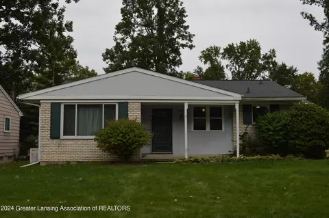 2001 Holly Way, Lansing, MI 48910