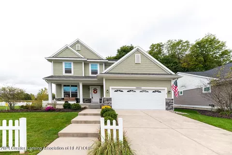 3803 Fossum Ln, Okemos, MI 48864