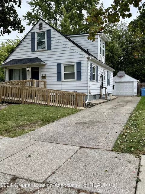 920 Holten St, Lansing, MI 48915