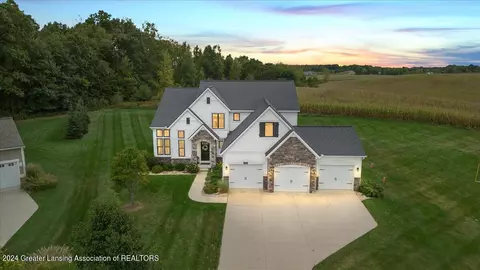 3765 Mesa Verde Blvd, Dewitt, MI 48820