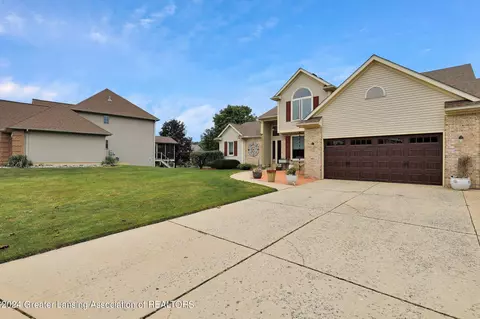 11675 Prestle Ct, Dewitt, MI 48820 photo 3