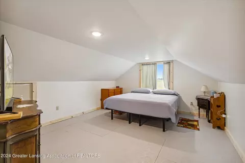 5019 Marshall Rd, Olivet, MI 49076 photo 18