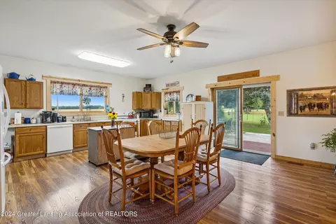 5019 Marshall Rd, Olivet, MI 49076 photo 9