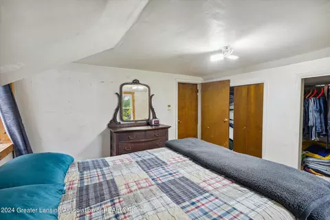 5019 Marshall Rd, Olivet, MI 49076 photo 17