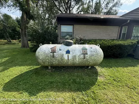Exterior - 4608 N Michigan Rd, Dimondale, MI 48821 photo 17 of 17