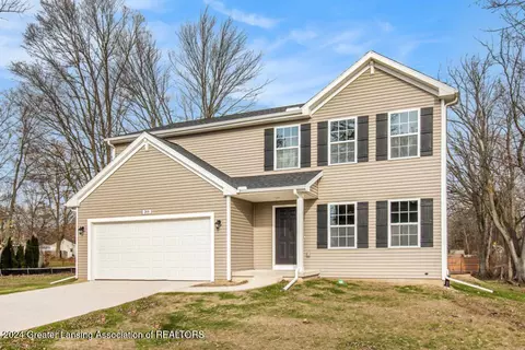 768 W Seminary St, Charlotte, MI 48813