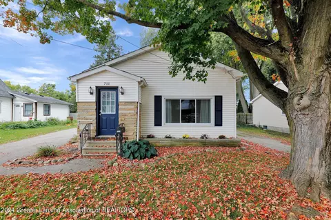 711 Williams St, Williamston, MI 48895