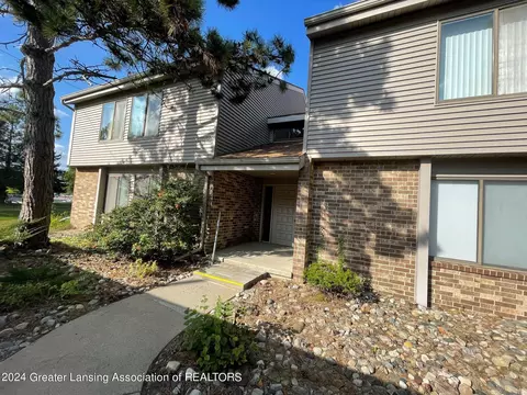 1048 Grenoble Ln #A, Lansing, MI 48917