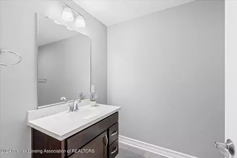 Bath - 4385 Lavender Ln, Dewitt, MI 48820 photo 1 of 2